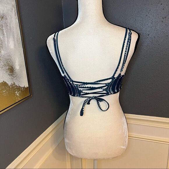 Cupshe Dream Space bikini top - Picture 7 of 9